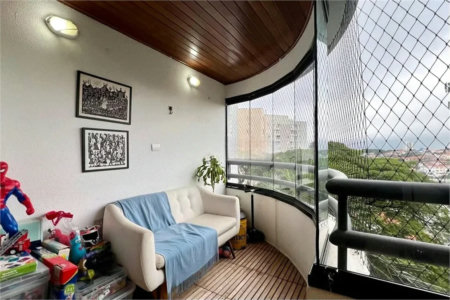 Apartamento à venda com 3 quartos, sendo 1 suíte, em Vila Madalena, São Paulo, SP