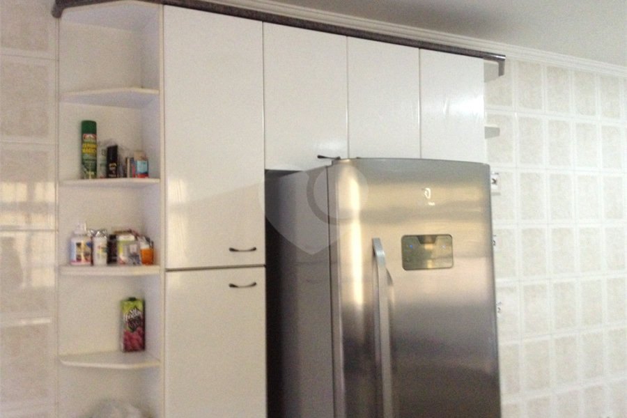 Sobrado à venda com 3 quartos, sendo 1 suíte, em Jardim Santa Clara, Guarulhos, SP