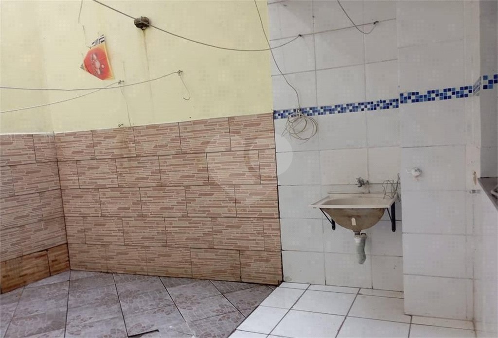 Sobrado à venda com 3 quartos, sendo 1 suíte, em Jardim Las Vegas, Santo André, SP
