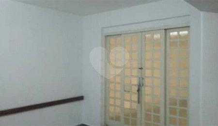 Sobrado à venda com 2 quartos em Ipiranga, São Paulo, SP