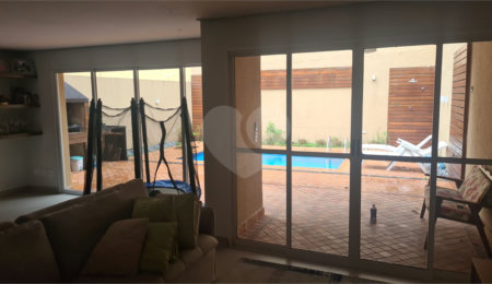 Casa à venda com 3 suítes no condomínio Residencial Courtyard Village, São Paulo - SP