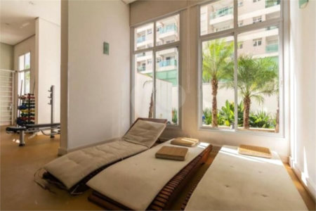 Apartamento à venda com 1 suíte em Chácara Santo Antônio, São Paulo, SP