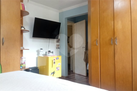 Casa à venda com 4 quartos, sendo 2 suítes, no condomínio Canamari, São Paulo - SP