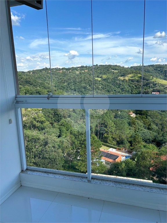 Casa à venda ou para alugar com 5 suítes no condomínio Quebec Villie, São Roque - SP