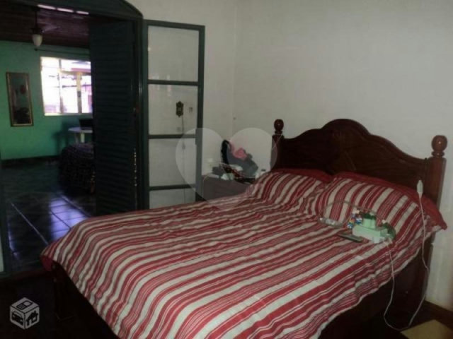 Sobrado à venda com 3 quartos no Brasilândia, São Paulo, SP