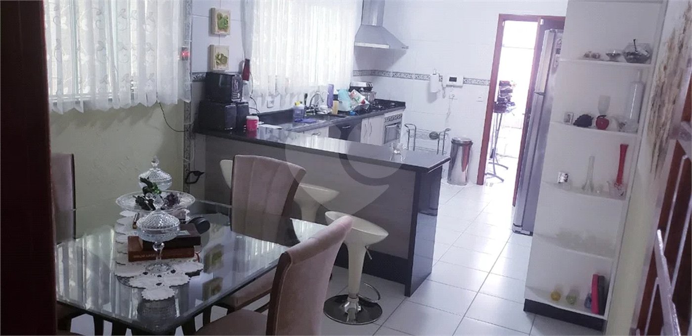 Sobrado à venda com 3 quartos, sendo 1 suíte, em Limão, São Paulo, SP