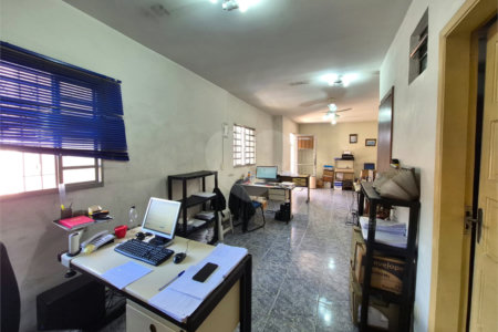 Sobrado à venda com 4 quartos, sendo 2 suítes,  em Instituto de Previdência, São Paulo, SP