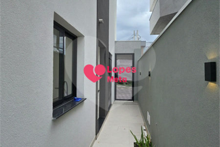 Casa à venda com 4 quartos, sendo 2 suítes, no condomínio Reserva Aruanã, São José dos Campos - SP