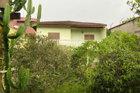 Casa à venda com 3 quartos, sendo 1 suíte,  em Jardim Fonte Áurea, Poá, SP