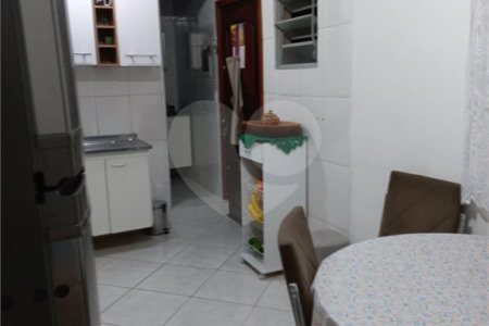 Sobrado à venda com 3 quartos, sendo 1 suíte,  em Vila Santo Estéfano, São Paulo, SP