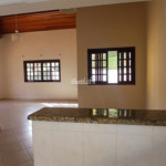 Casa para alugar com 3 quartos, sendo 1 suíte, em Vila Petrópolis, Atibaia, SP