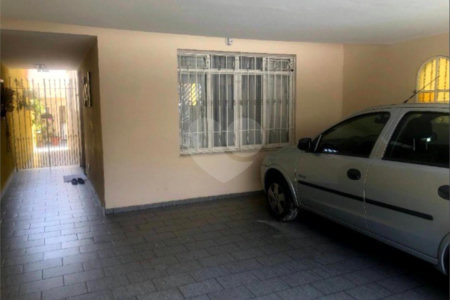 Sobrado à venda com 4 quartos, sendo 2 suítes, em Jardim Campo Limpo, São Paulo, SP