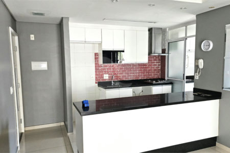 Apartamento à venda com 3 quartos, sendo 1 suíte, em Vila Paulo Silas, São Paulo, SP