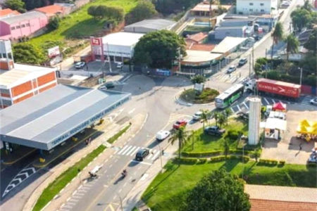 Terreno à venda com 1 suíte em Marambaia, Vinhedo, SP