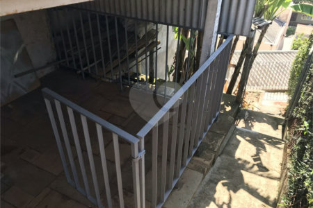 Sobrado à venda com 5 quartos, sendo 1 suíte, em Jardim São Bento, São Paulo, SP