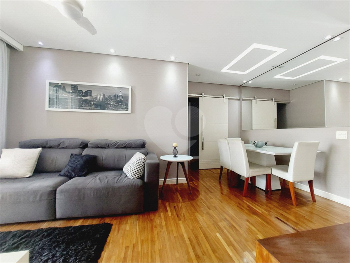 Apartamento à venda com 2 quartos, sendo 1 suíte, em Vila Anastácio, São Paulo, SP