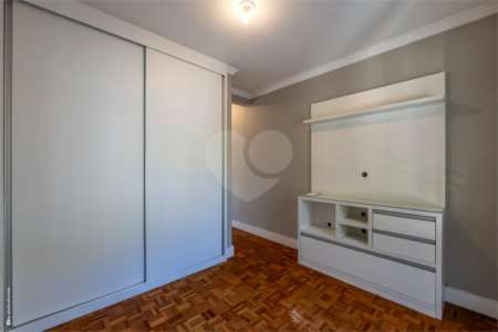 Casa à venda com 4 suítes no condomínio Saint Germain, São Paulo - SP