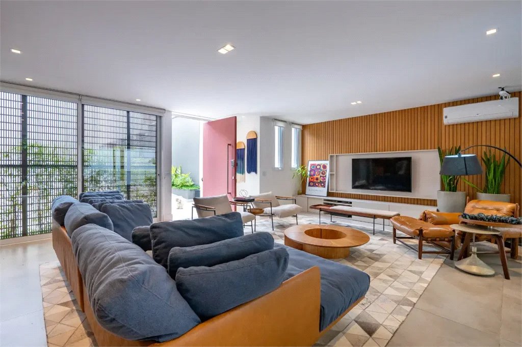 Casa à venda com 3 suítes em Retiro Morumbi, São Paulo, SP