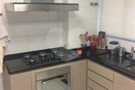 Apartamento à venda com 3 suítes em Campo Belo, São Paulo, SP