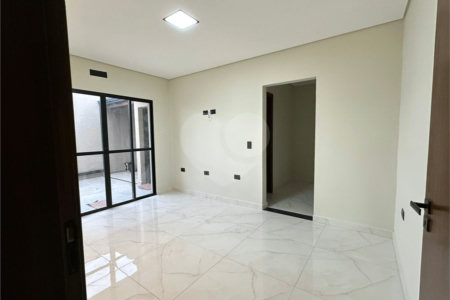 Casa à venda com 3 quartos, sendo 1 suíte, no condomínio Residencial Villagio Wanel, Sorocaba - SP