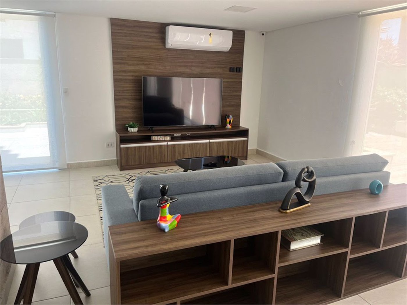 Apartamento Residencial à venda, Jardim Virginia, Guarujá - AP0995.