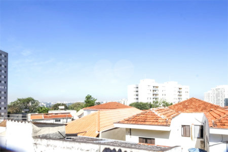 Casa para alugar com 3 suítes em Alto da Lapa, São Paulo, SP