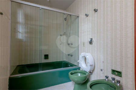 Apartamento à venda com 3 quartos, sendo 1 suíte, em Santa Cecília, São Paulo, SP