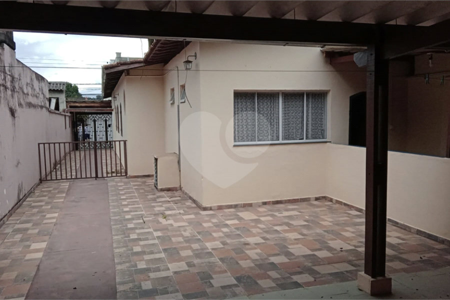 Casa Térrea à venda com 3 quartos, sendo 1 suíte, em Vila Irmãos Arnoni, São Paulo, SP