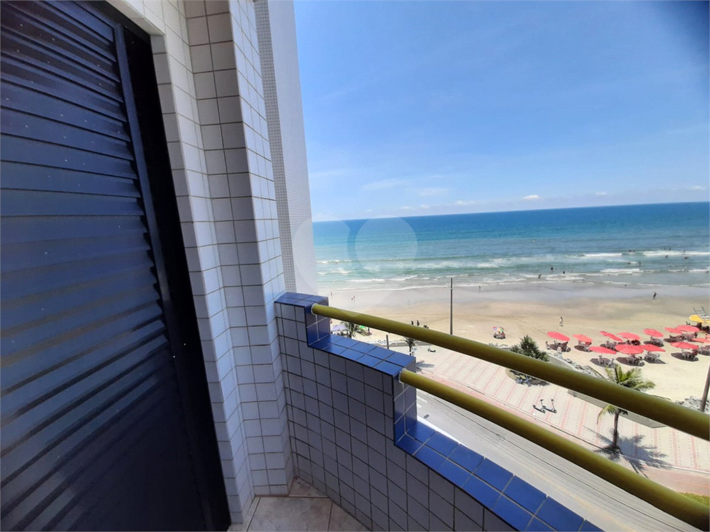 Apartamento à venda com 2 quartos, sendo 1 suíte, em Vera Cruz, Mongaguá, SP