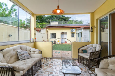 Casa à venda com 3 quartos, sendo 1 suíte,  em Vila Cordeiro, São Paulo, SP