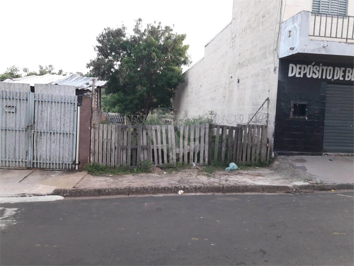 Terreno à Venda no Cidade Aracy – Oportunidade Abaixo do Valor de Mercado