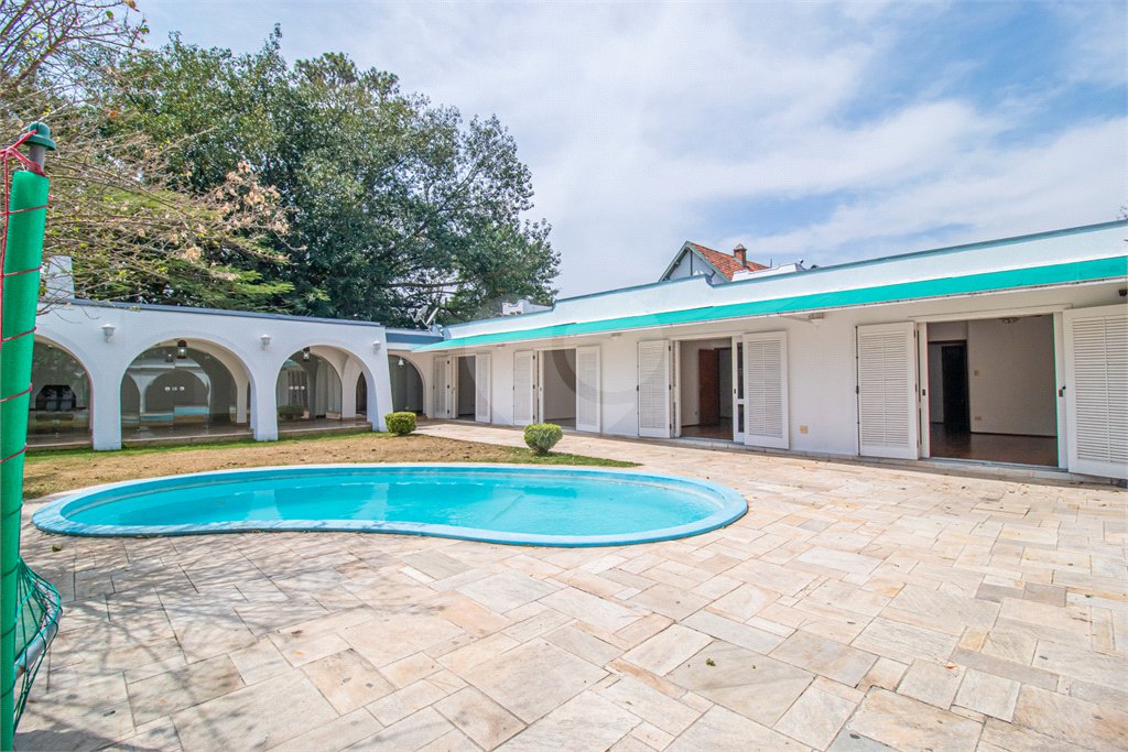 Casa Térrea à venda com 5 quartos, sendo 2 suítes, em Jardim Marajoara, São Paulo, SP