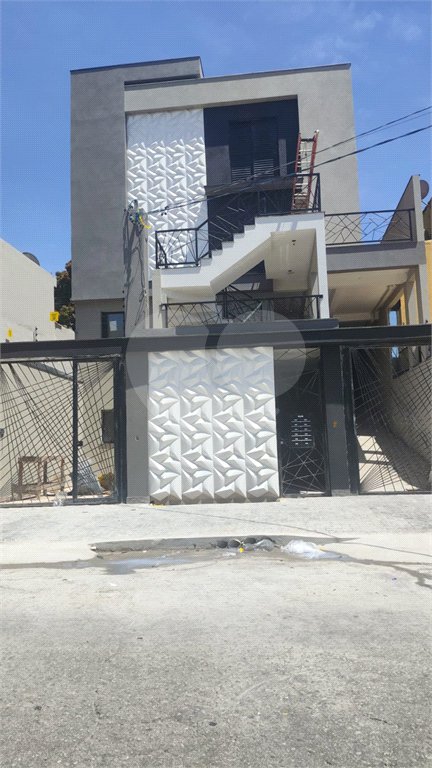 Casa de Vila à venda com 2 suítes em Vila Ré, São Paulo, SP