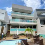 Casa à venda com 5 quartos, sendo 4 suítes, no condomínio Mansões da Prata, Rio de Janeiro - RJ