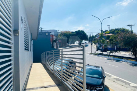 Casa à venda ou para alugar com 1 quarto em Interlagos, São Paulo, SP