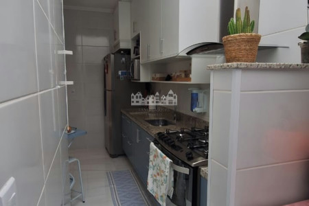 Casa à venda com 3 quartos, sendo 1 suíte, em Residencial Jardins da Catalunha, Atibaia, SP
