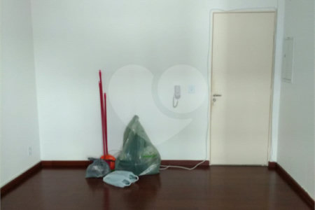 Apartamento à venda com 1 quarto em República, São Paulo, SP