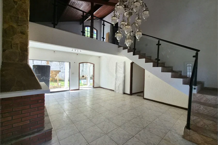 Casa à venda ou para alugar com 4 suítes no condomínio Parque Imperial da Cantareira, Mairiporã - SP