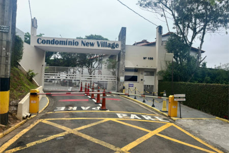 Casa à venda com 3 quartos no condomínio Jd Rebelato, Cotia - SP