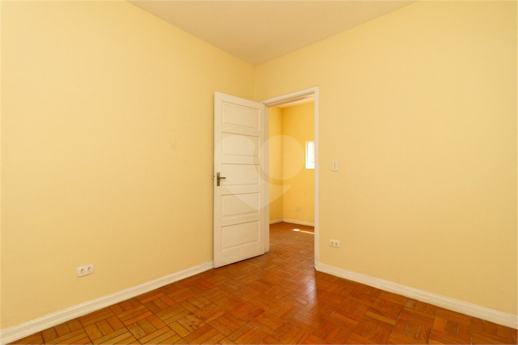 Sobrado à venda com 3 quartos, sendo 1 suíte, em Vila Olímpia, São Paulo, SP