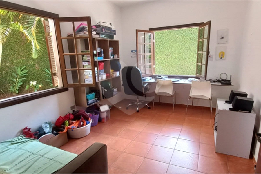 Casa à venda com 4 suítes no condomínio Alpes da Cantareira, Mairiporã - SP