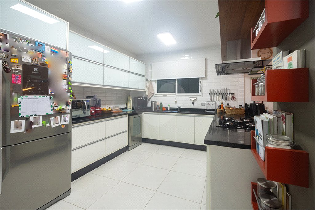 Sobrado à venda com 3 suítes em Vila Ipojuca, São Paulo, SP