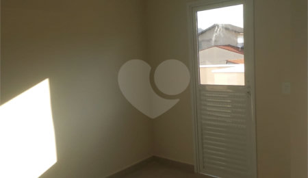 Casa em condomínio para alugar com 2 quartos em Vila Germinal, São Paulo, SP