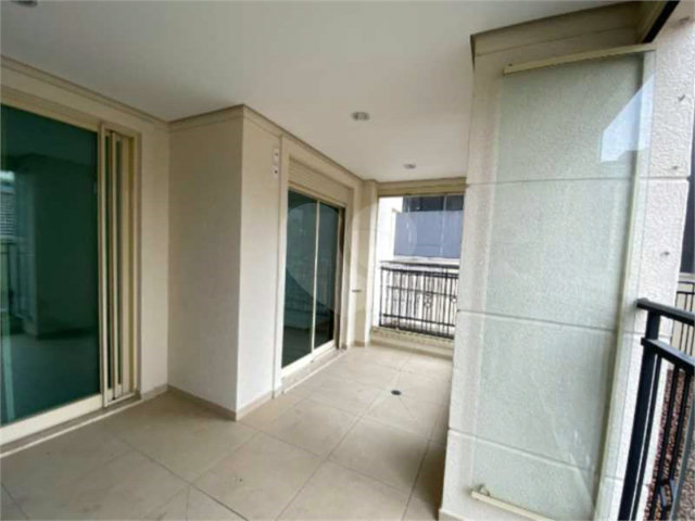 Apartamento à venda com 3 quartos, sendo 1 suíte,  em Santana, São Paulo, SP