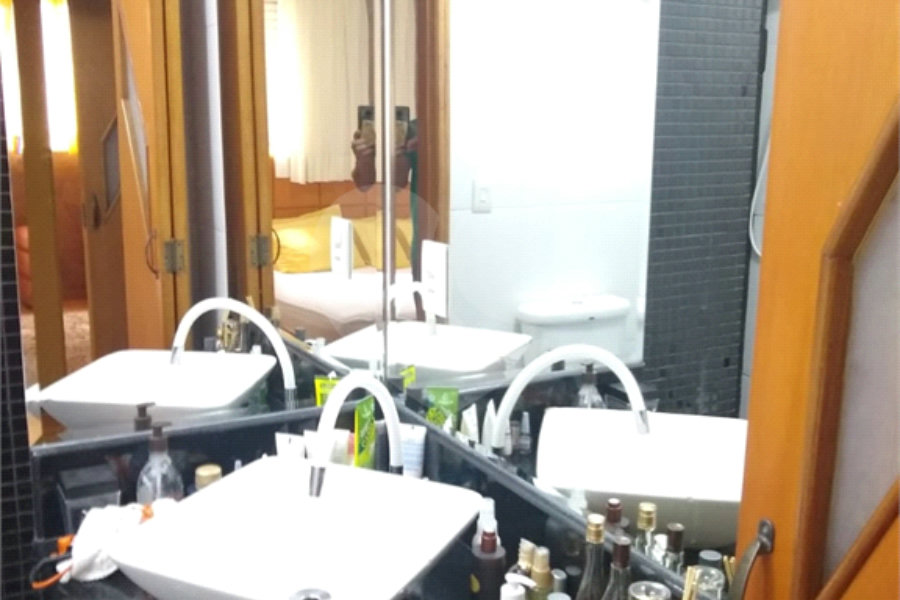 Apartamento à venda com 3 quartos, sendo 1 suíte, em Vila Augusta, Guarulhos, SP