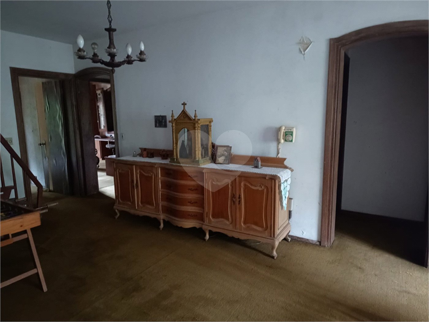Casa à venda com 4 quartos, sendo 2 suítes, no condomínio Associação Reserva das Hortênsias, Mairiporã - SP