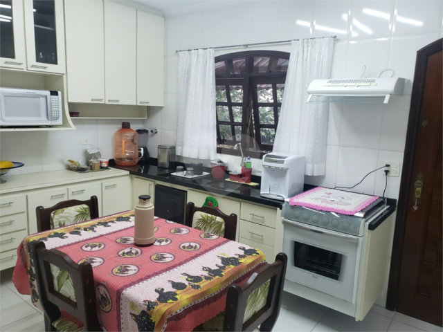 Casa à venda com 3 suítes no condomínio Alpes da Cantareira, Mairiporã - SP