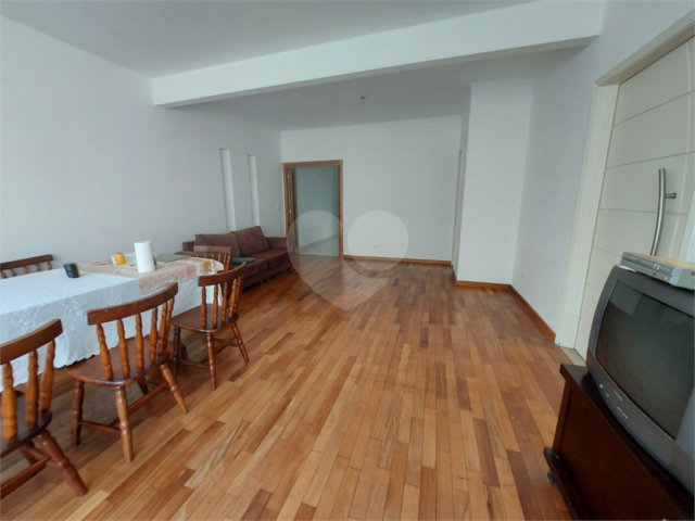 Casa Térrea à venda com 3 suítes em Santana, São Paulo, SP