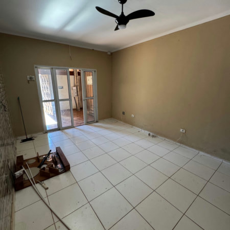 Casa para alugar com 3 quartos, sendo 1 suíte,  em Santa Luzia, Três Lagoas, MS