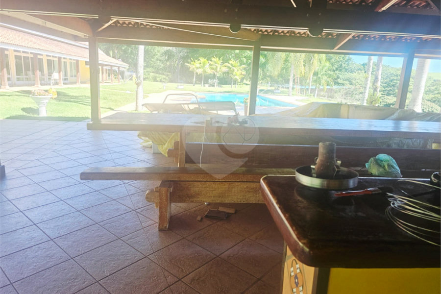 Chácara à venda com 5 suítes no Centro, Piracaia, SP